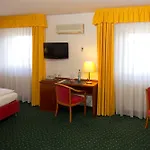 Hotel Engelhorn 4*