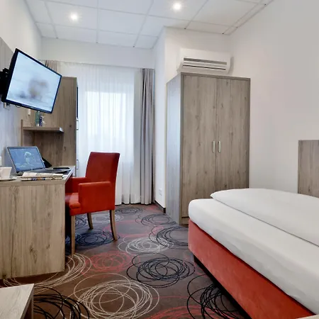 Ξενοδοχείο Engelhorn 4*