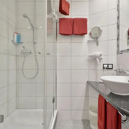 Ξενοδοχείο Engelhorn 4*