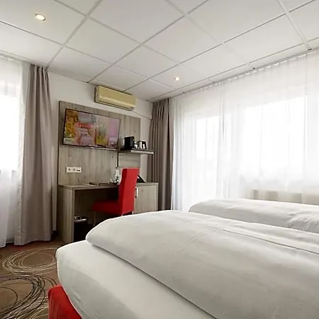Hotel Engelhorn 4*