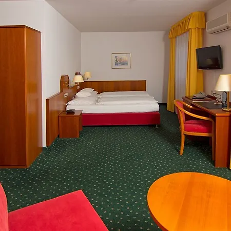 Engelhorn Hotel 4*
